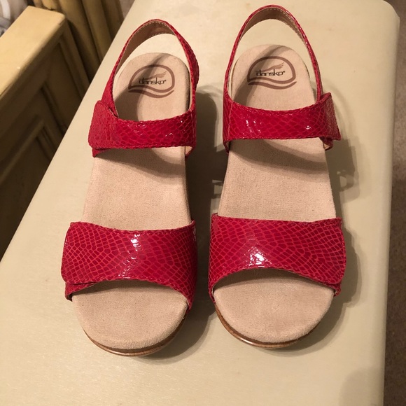 summer danskos